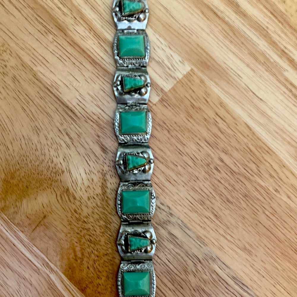 Vintage Taxco Mexican 925 Sterling Silver carved green onyx panel bracelet